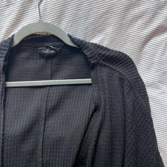 Urban Outfitters Black Cardigan - Picture 4 of 4